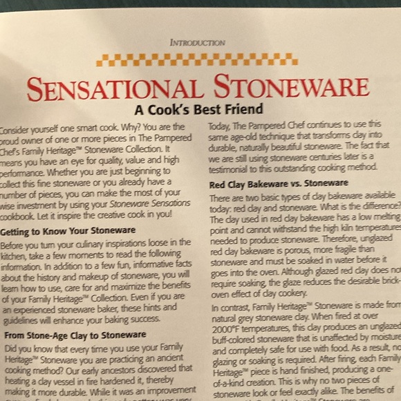 COOKBOOK PAMPERED CHEF STONEWARE EXCELLENT CONDITION - Picture 3 of 8